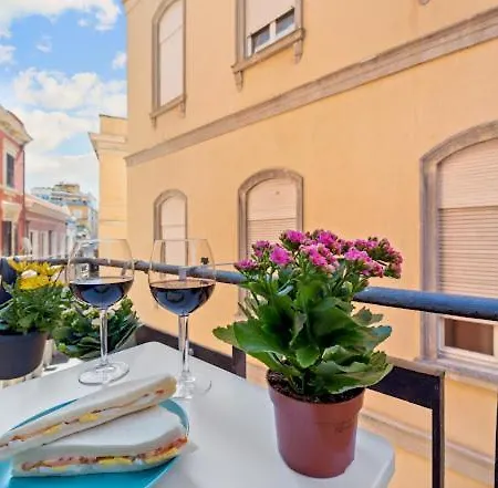 Hometolove Marina Cagliari Exterior photo