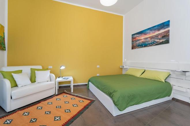 Apartment Hometolove Marina *