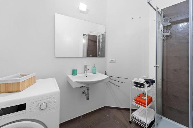 Apartment Hometolove Marina
